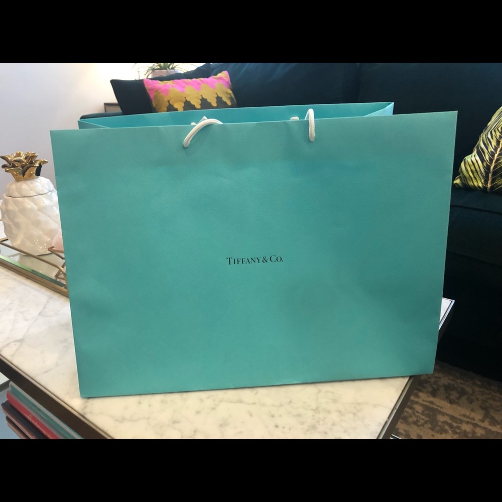 Tiffany gift bag with card